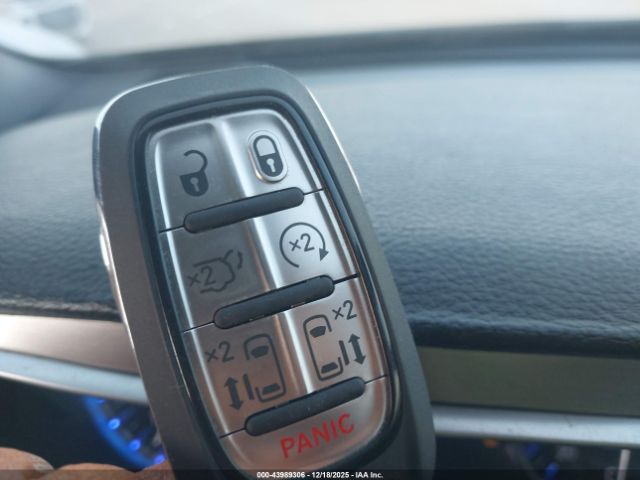 2021 CHRYSLER PACIFICA 2C4RC3GGXMR544875 Photo 10