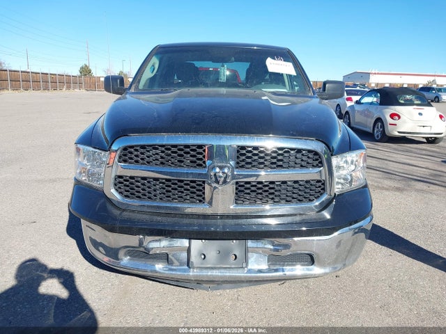 1C6RR7KT1KS641380 RAM 1500 Classic Tradesman 4x4 5&#039;7 Box