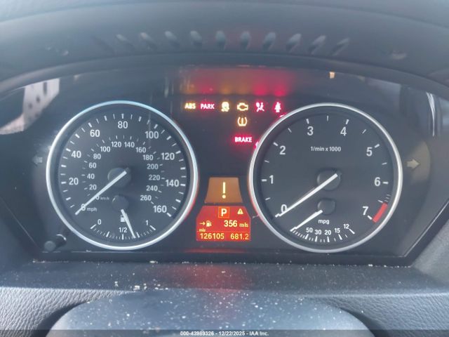 2011 BMW X5 5UXZV8C54BL418009 Photo 6