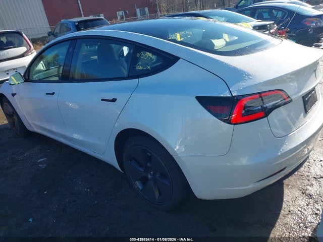 2023 TESLA MODEL 3 5YJ3E1EA4PF550593 Photo 2