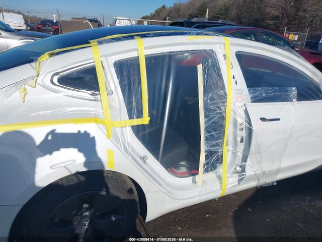 2023 TESLA MODEL 3 5YJ3E1EA4PF550593 Photo 5