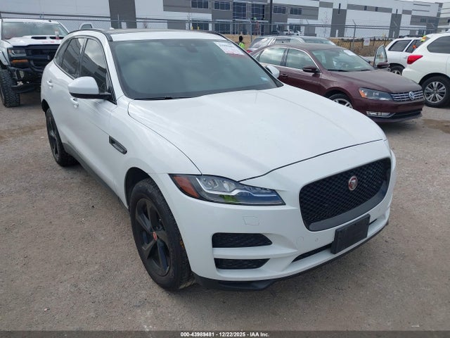 2017 JAGUAR F-PACE SADCK2BV9HA497264 Photo 0