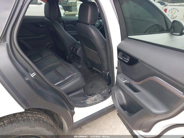 2017 JAGUAR F-PACE SADCK2BV9HA497264 Photo 7