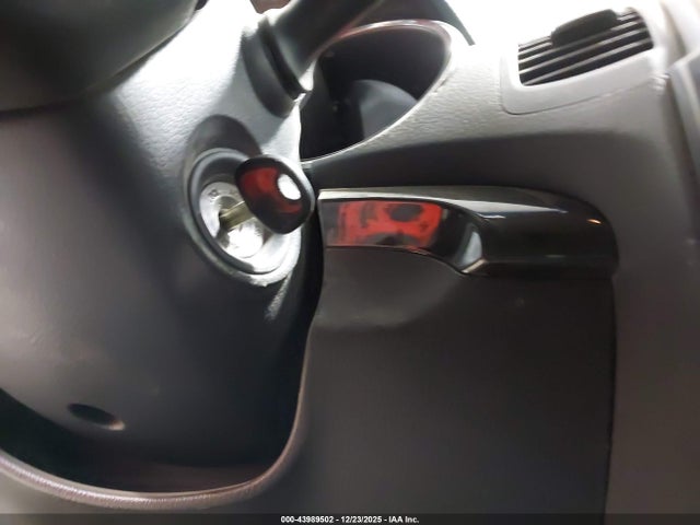 43989502 :رقم المزاد ، 5XYKTCA10BG166136 vin ، 2011 Kia Sorento Lx مزاد بيع