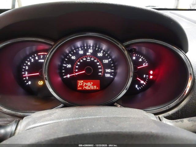 43989502 :رقم المزاد ، 5XYKTCA10BG166136 vin ، 2011 Kia Sorento Lx مزاد بيع
