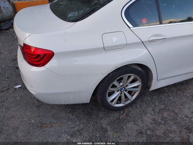 2016 BMW 528I WBA5A7C55GG145228 Photo 3