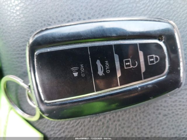 2019 TOYOTA CAMRY 4T1B61HK3KU263397 Photo 10