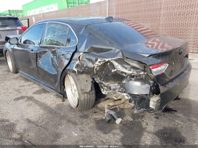 2019 TOYOTA CAMRY 4T1B61HK3KU263397 Photo 2