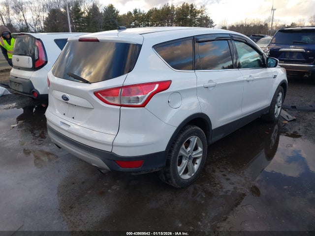 1FMCU9GX3EUC86365 Ford ESCAPE SE