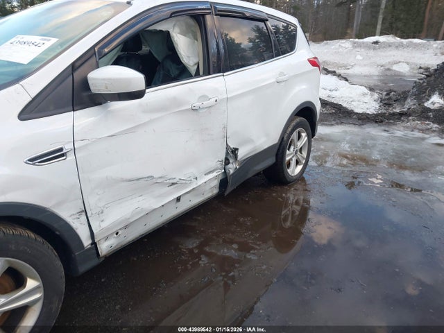 1FMCU9GX3EUC86365 Ford ESCAPE SE
