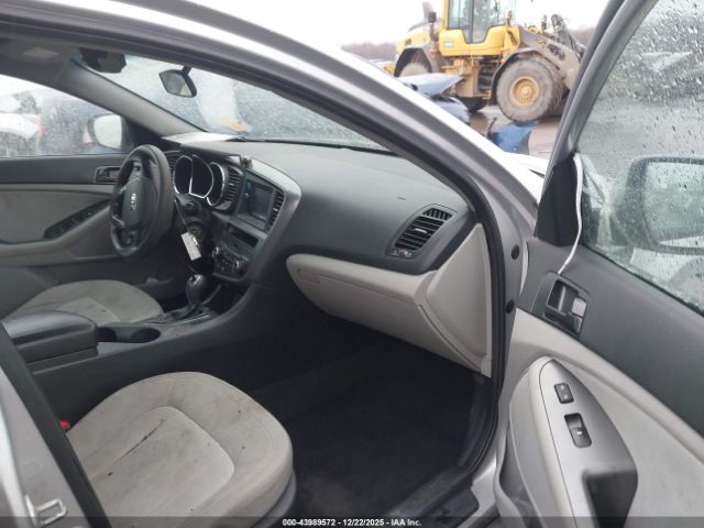 2011 KIA OPTIMA KNAGM4A70B5165135 Photo 4