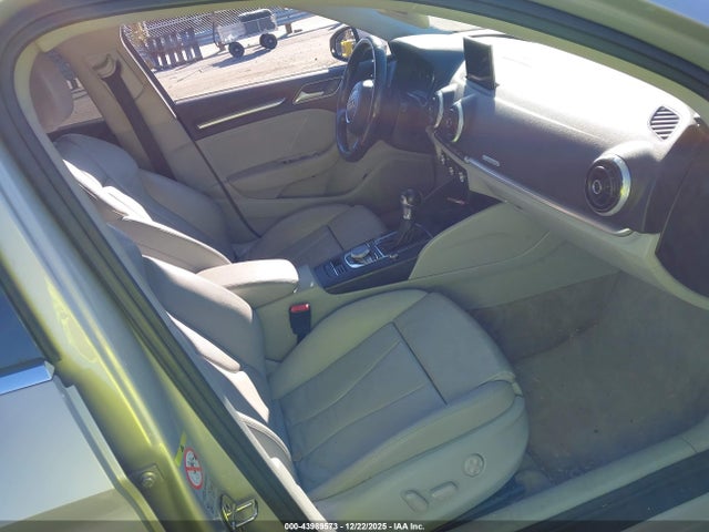 2015 AUDI A3 WAUEFGFF7F1019380 Photo 4