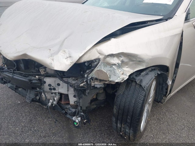 JTHBK1GGXF2175749 Lexus ES 350