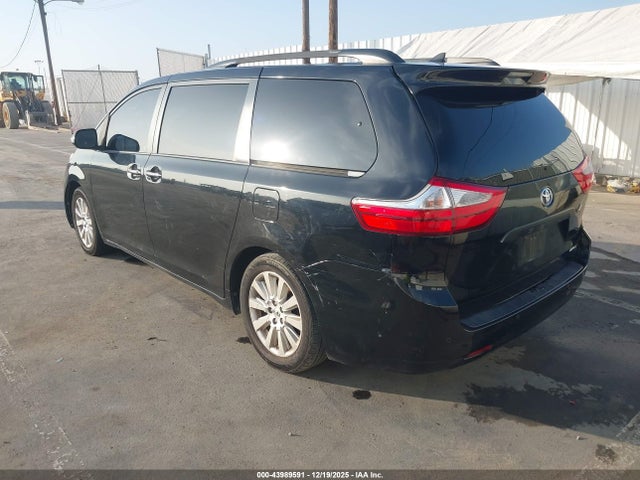 5TDYK3DC3FS667539 Toyota Sienna Limited Premium 7 Passenger