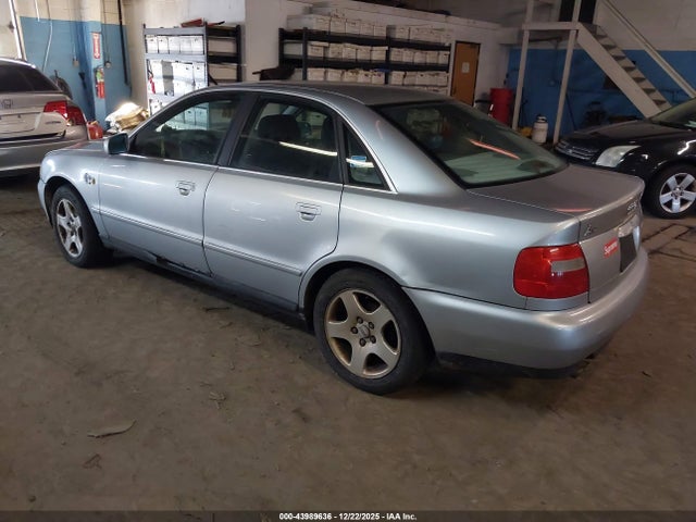 1998 AUDI A4 WAUED28D7WA256102 Photo 2
