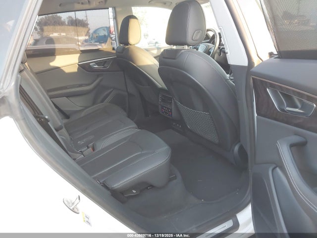 2023 AUDI Q8 WA1EVBF10PD003562 Photo 7
