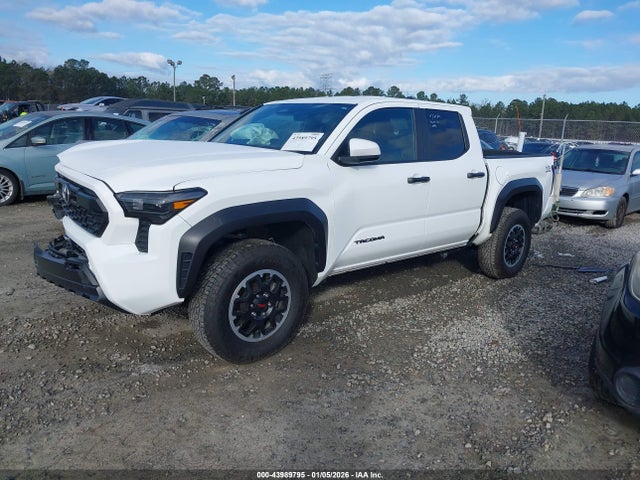 Toyota Tacoma Trd Off Road 2025 3TMLB5JN3SM090579 Image 2