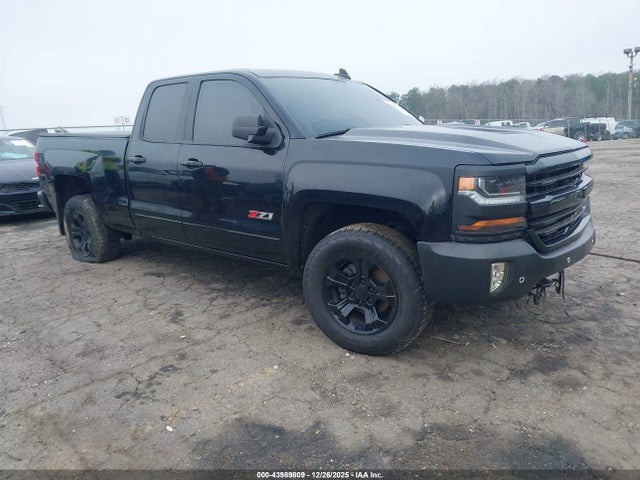 Продажа на аукционе авто 2017 Chevrolet Silverado 1500 2lt, vin: 1GCVKREC1HZ131839, номер лота: 43989809