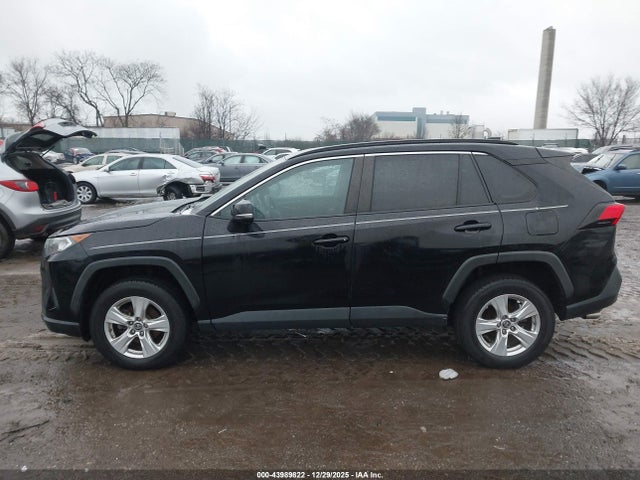Toyota Rav4 Xle 2019 2T3P1RFVXKW061910 Image 14