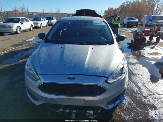 Ford FOCUS S 2018 1FADP3E20JL287919 Image 12