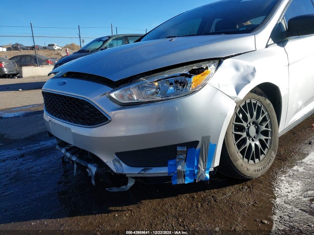 Ford FOCUS S 2018 1FADP3E20JL287919 Image 6