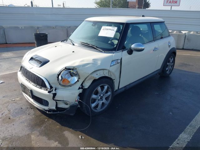 2008 MINI COOPER S WMWMF73518TT89366 Photo 1