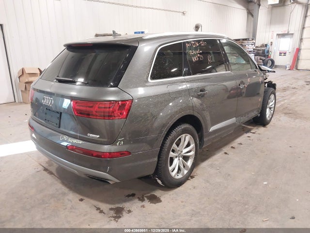 2019 AUDI Q7 WA1LAAF75KD036096 Photo 3