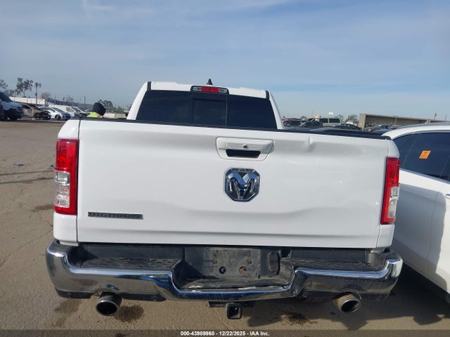 1C6RREBT9NN274400 RAM 1500 Big Horn 4x2 6&#039;4 Box