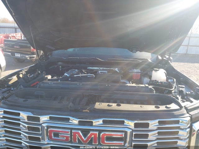 43989976 :رقم المزاد ، 1GT4UWEY6SF338218 vin ، 2025 Gmc Sierra 3500hd 4wd  Long Bed Denali مزاد بيع