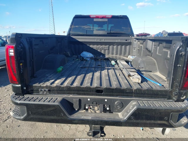 43989976 :رقم المزاد ، 1GT4UWEY6SF338218 vin ، 2025 Gmc Sierra 3500hd 4wd  Long Bed Denali مزاد بيع