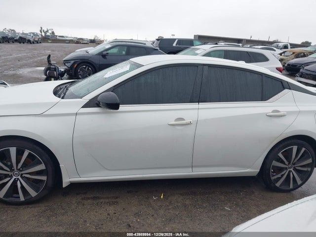 1N4BL4CVXKN321215 Nissan Altima 2.5 Sr