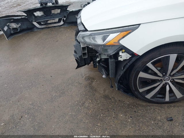1N4BL4CVXKN321215 Nissan Altima 2.5 Sr