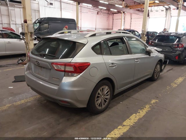 Subaru Impreza 2.0i Premium 2017 4S3GTAB63H3718827 Image 4