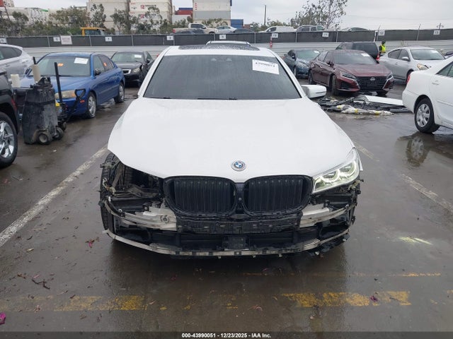 WBA7F0C54GGM20623 BMW 750i