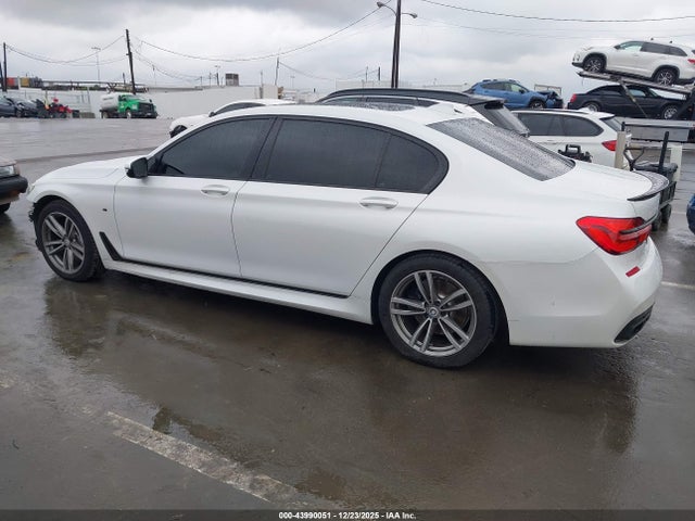 WBA7F0C54GGM20623 BMW 750i