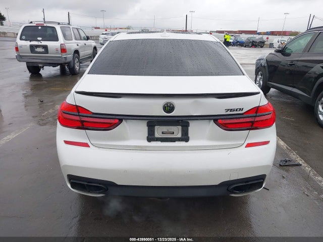 WBA7F0C54GGM20623 BMW 750i