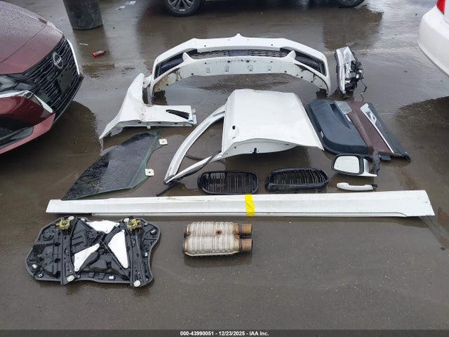 WBA7F0C54GGM20623 BMW 750i