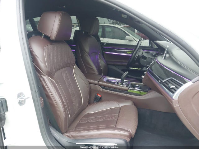 WBA7F0C54GGM20623 BMW 750i