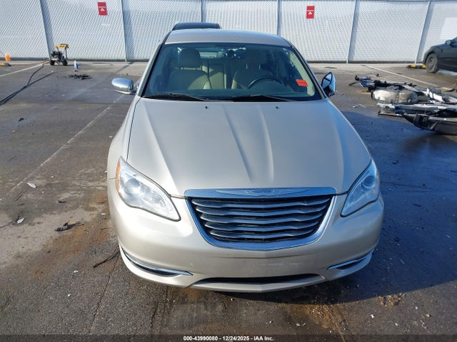 2013 Chrysler 200 Limited მანქანა იყიდება აუქციონზე, vin: 1C3CCBCG3DN720317, აუქციონის ნომერი: 43990080