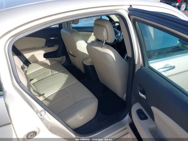 2013 Chrysler 200 Limited მანქანა იყიდება აუქციონზე, vin: 1C3CCBCG3DN720317, აუქციონის ნომერი: 43990080