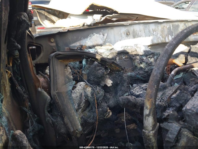 5TFRM5F18EX075116 Toyota Tundra Sr5 4.6l V8
