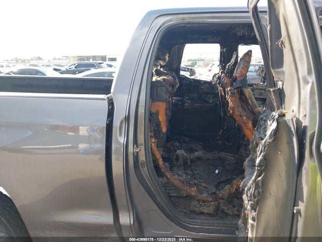 5TFRM5F18EX075116 Toyota Tundra Sr5 4.6l V8