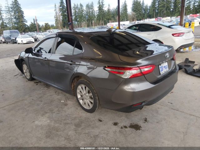 2020 TOYOTA CAMRY 4T1C31AK4LU538851 Photo 2