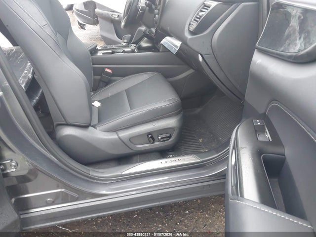 43990221 :رقم المزاد ، JTJGKCEZ0S2065890 vin ، 2025 Lexus Nx 350h Premium مزاد بيع
