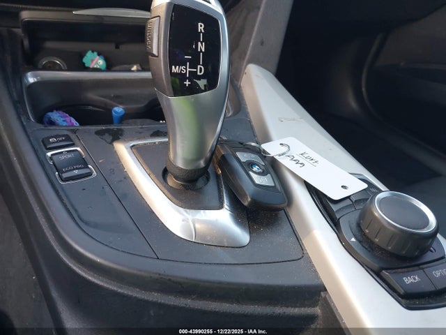 WBA3B1C51EP678577 BMW 320i