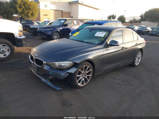 WBA3B1C51EP678577 BMW 320i