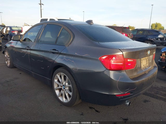 WBA3B1C51EP678577 BMW 320i