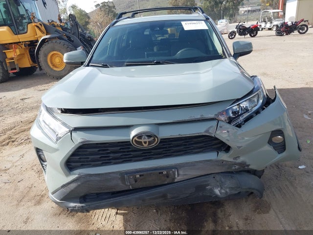 2T3W1RFV0MW180595 Toyota Rav4 Xle