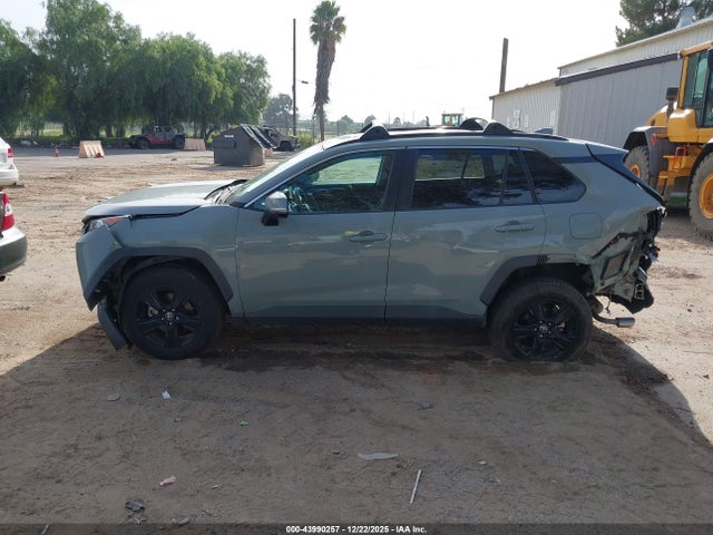 2T3W1RFV0MW180595 Toyota Rav4 Xle
