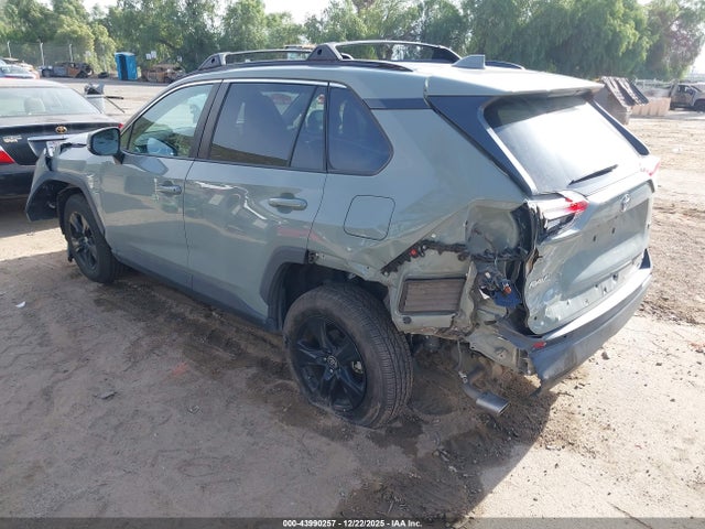 2T3W1RFV0MW180595 Toyota Rav4 Xle
